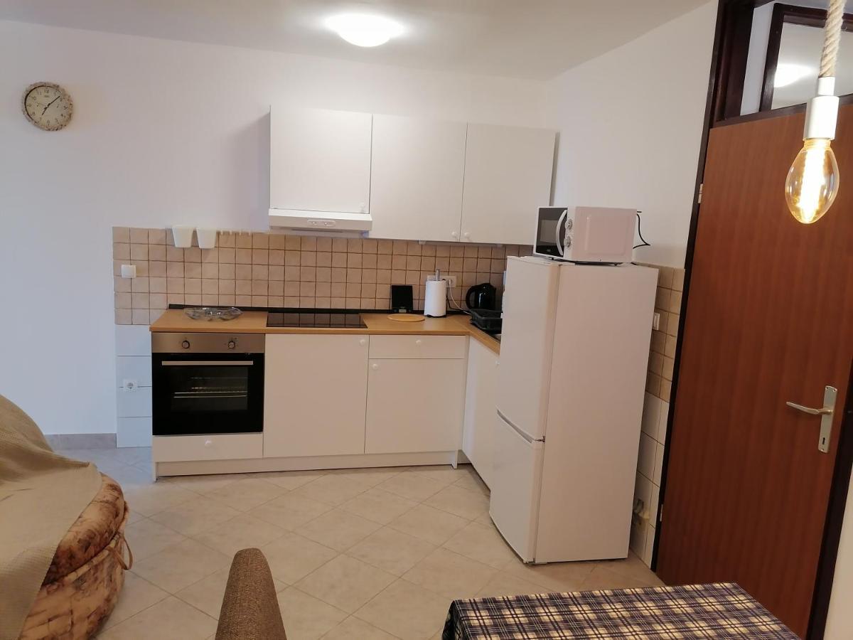 Kika Apartment ดรามัลย์ ภายนอก รูปภาพ