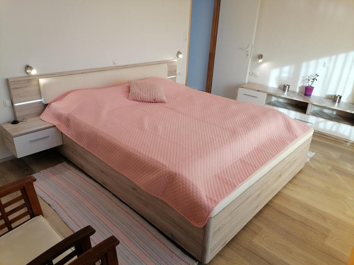 Kika Apartment ดรามัลย์ ภายนอก รูปภาพ